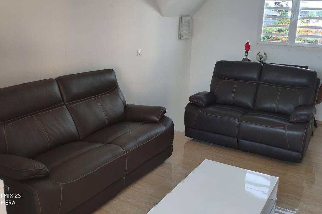 Appart. T2 De Luxe +Jacuzzi, Vue Mer Et Cote Plage لو جوسيير المظهر الخارجي الصورة