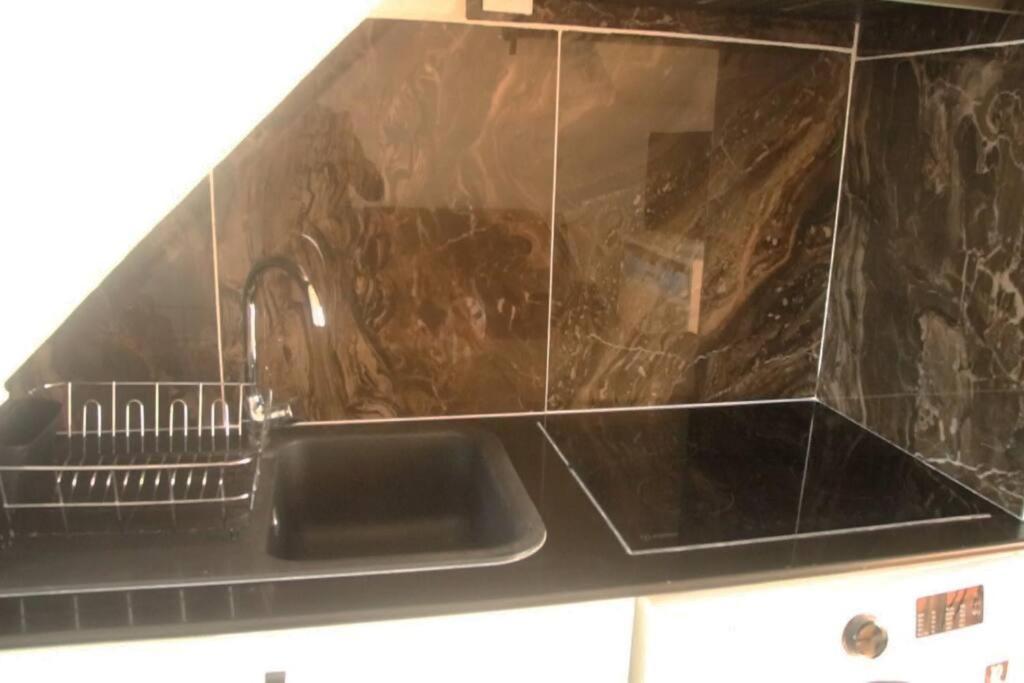 Appart. T2 De Luxe +Jacuzzi, Vue Mer Et Cote Plage لو جوسيير المظهر الخارجي الصورة